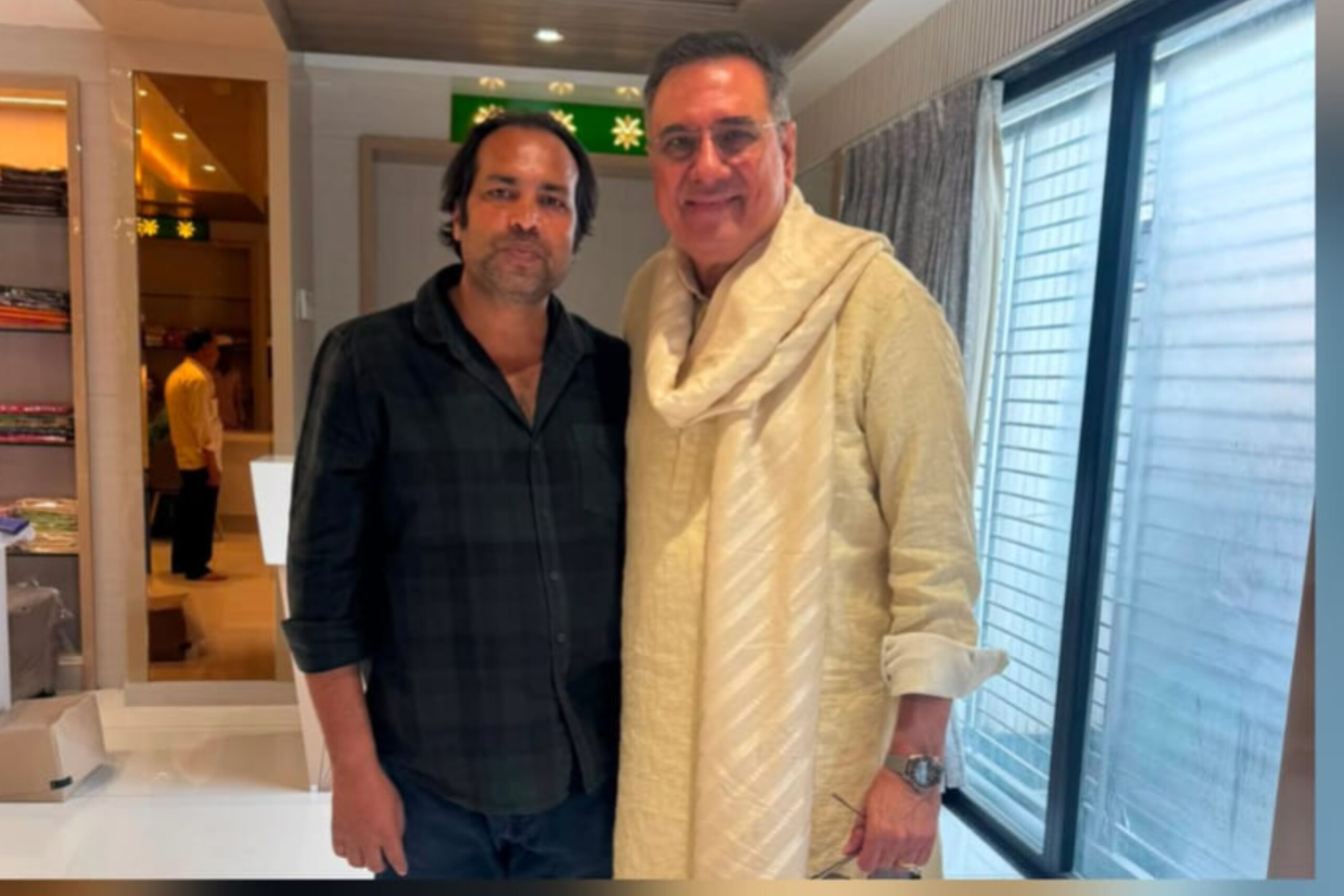 Actor Boman Irani Visits Varanasi’s Iconic Matin Store With Wife - 2