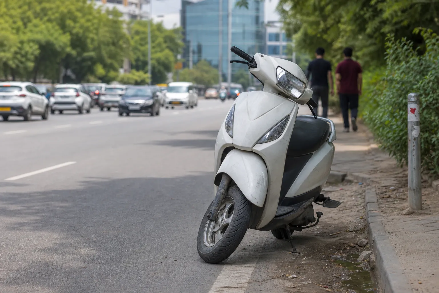 Scooter Rider Loses Rs 22,000 in Alleged Staged-Accident Theft