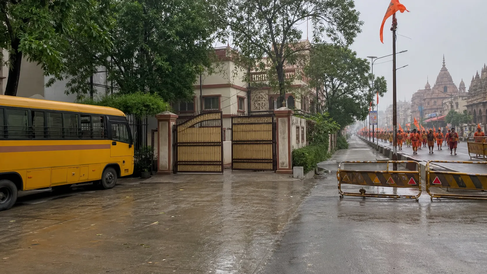 Varanasi Schools May Shift Monday Classes to Sunday for Shrawan Rush