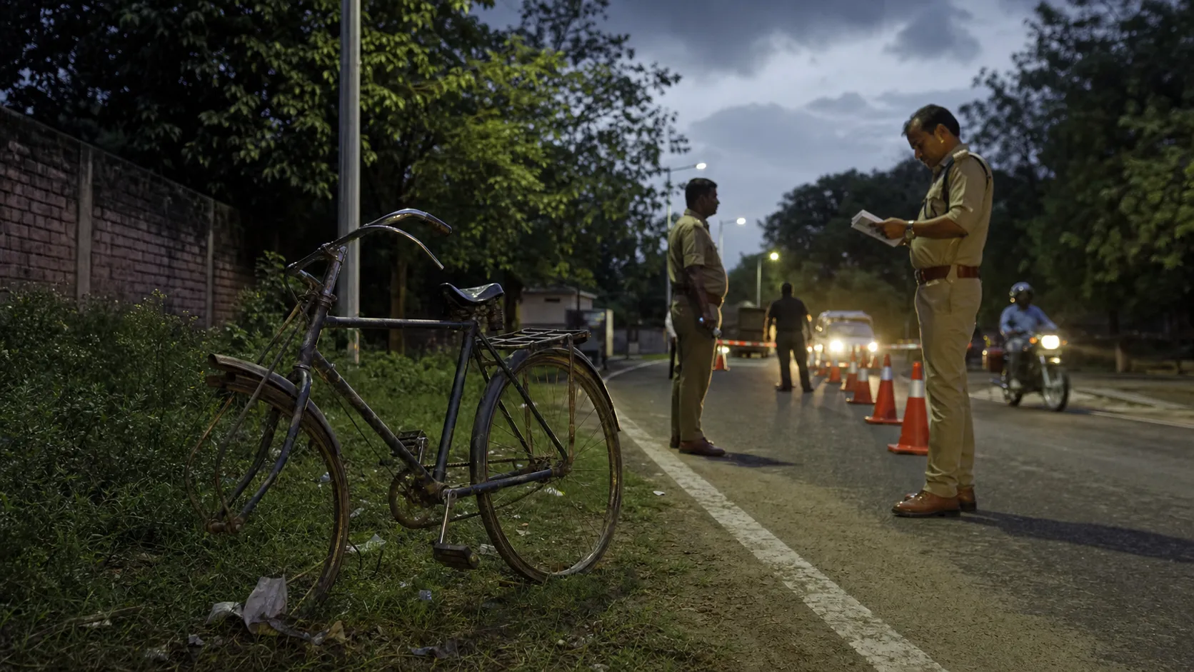 Cyclist Killed in Sarnath Hit-and-Run; Family’s Road Protest Seeks Support