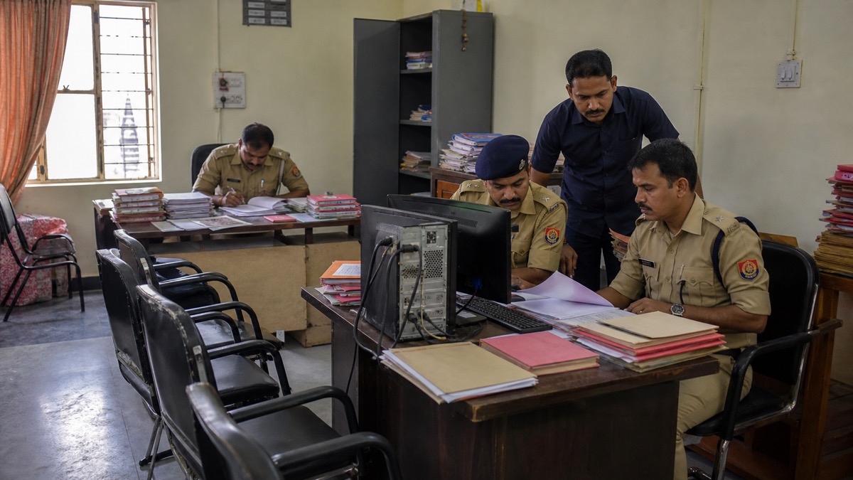 Women Allegedly Operated Fake Matrimonial Registration Office in Varanasi